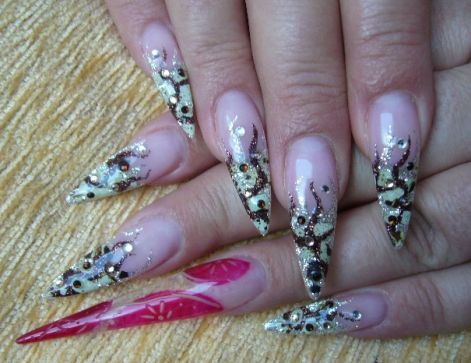 Ez a sajátom volt:-) enyem02.27.1.jpg